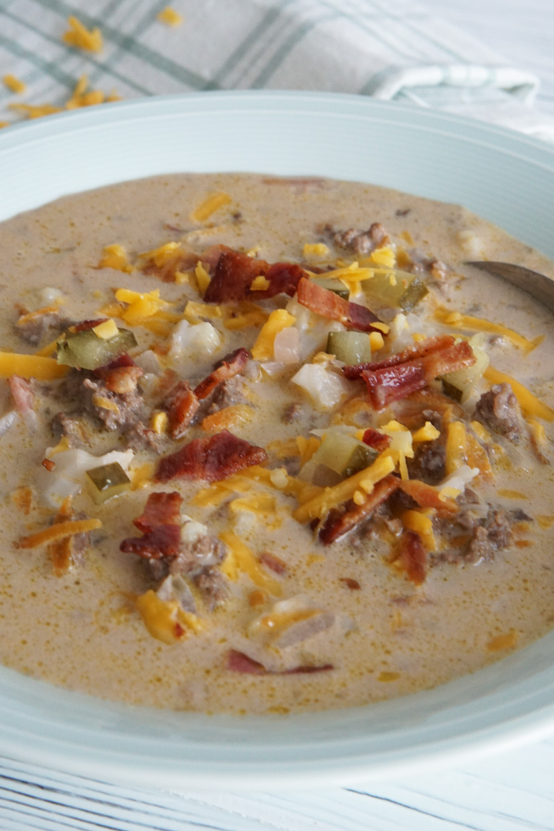 Keto Bacon Cheeseburger Soup