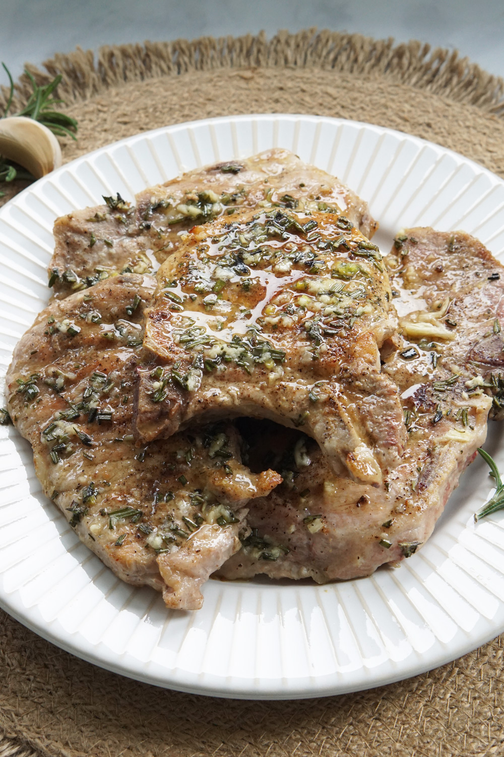 Garlic Rosemary Pork Chops