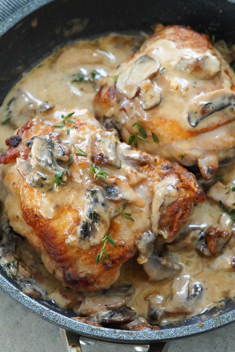 mushroom gravy over chicken thighs