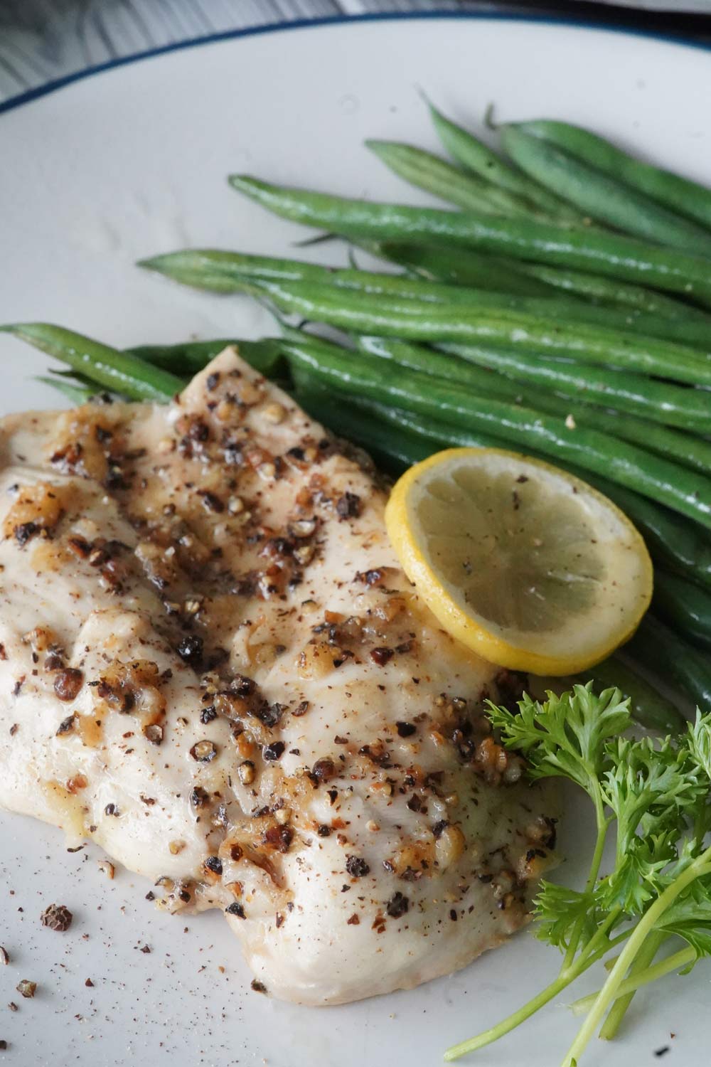 Lemon pepper chicken with green beans, low-carb lemon pepper chicken