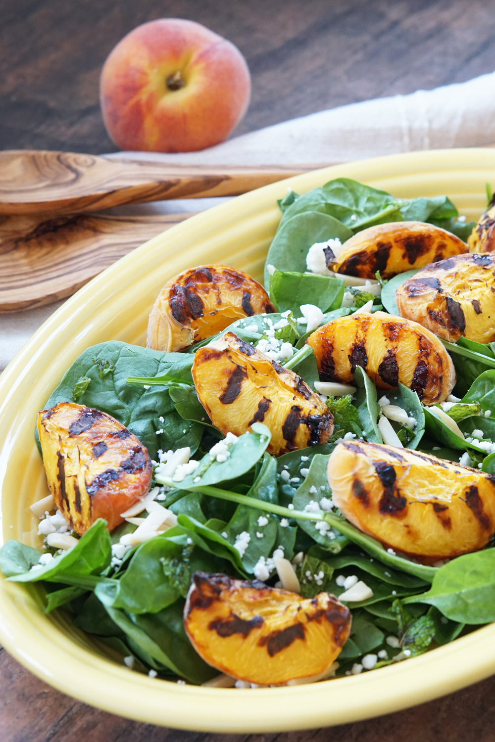 Grilled peach salad